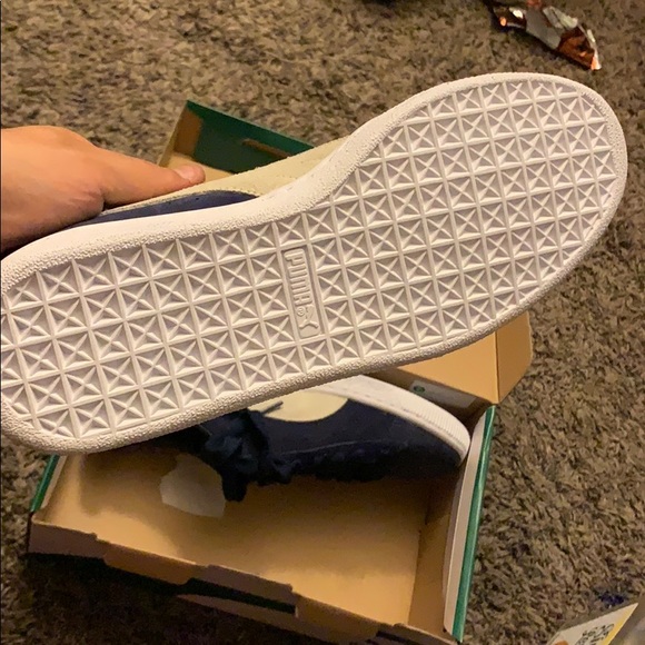 Puma Suede classic navy/white shoes - Picture 2 of 3